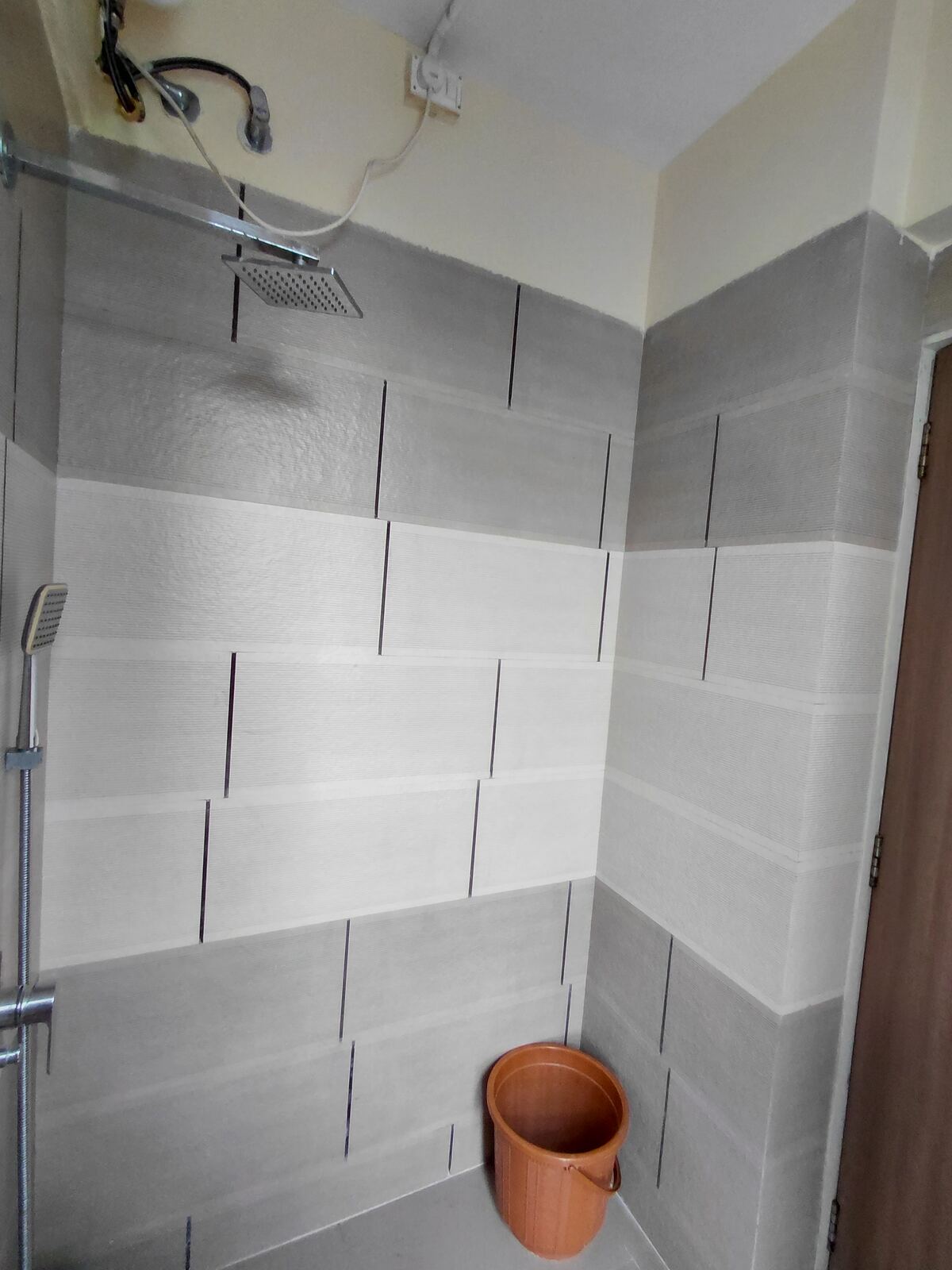 1 BHK Hindu Friends Society Road Jogeshwari East - bathroom
