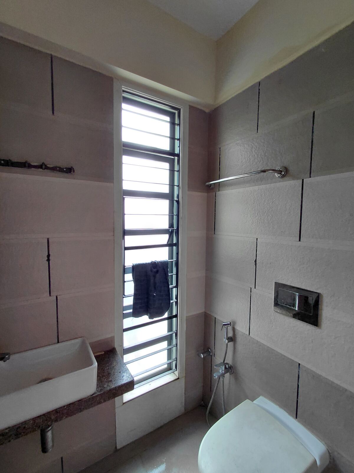 1 BHK Hindu Friends Society Road Jogeshwari East - bathroom